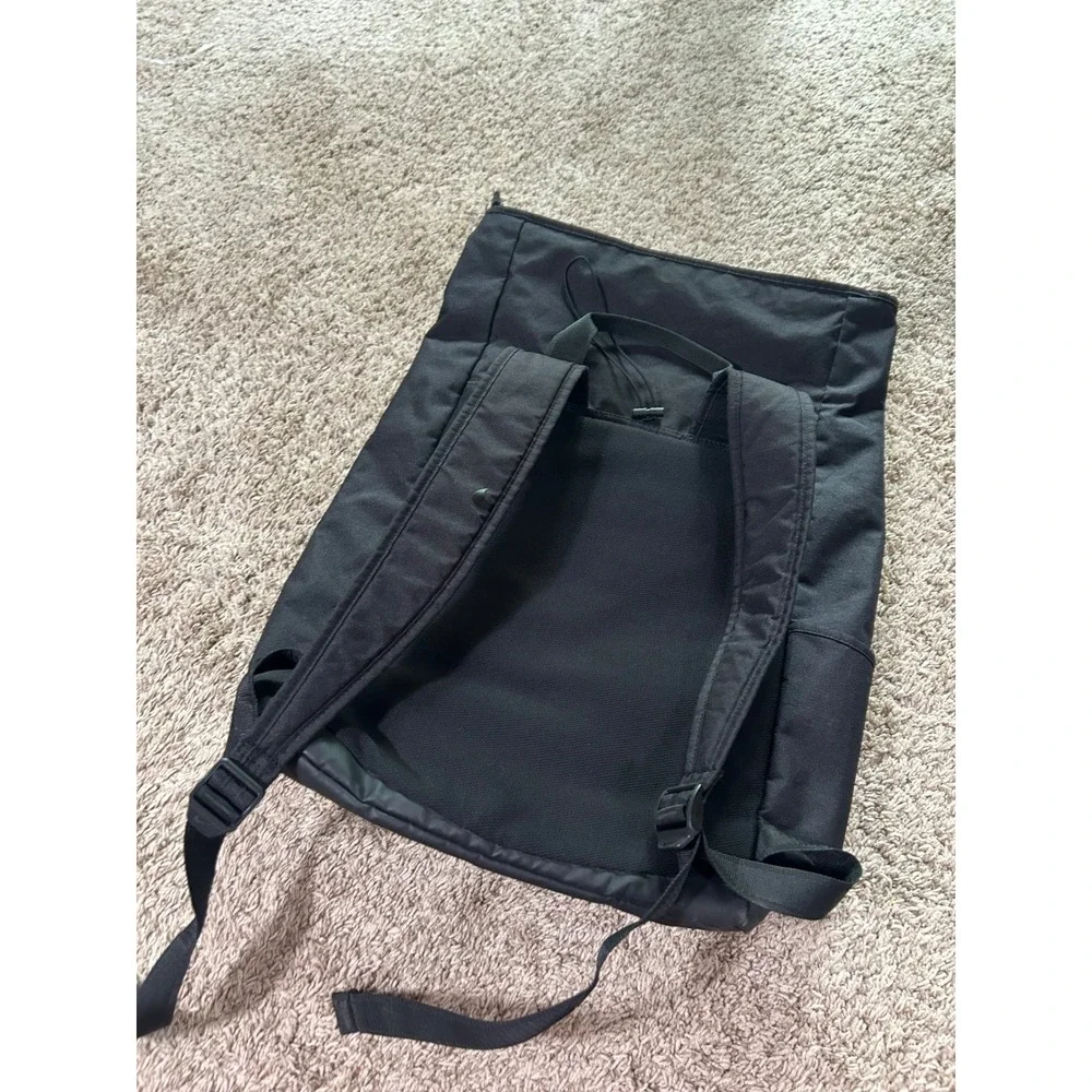 Nike loop middle